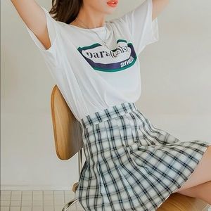 Drop shoulders Tee and plaid skit